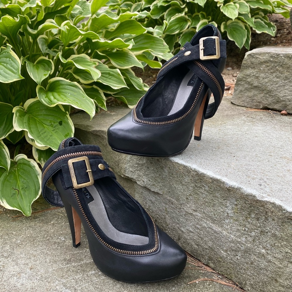 New Black leather heels w/ zippers & ankle straps